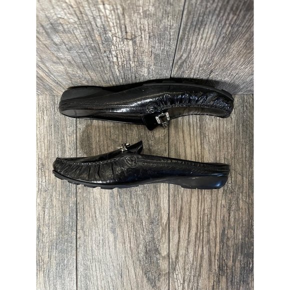 STUART WEITZMAN Black Patent Leather Mules Chain Women size 7.5 - Picture 6 of 10